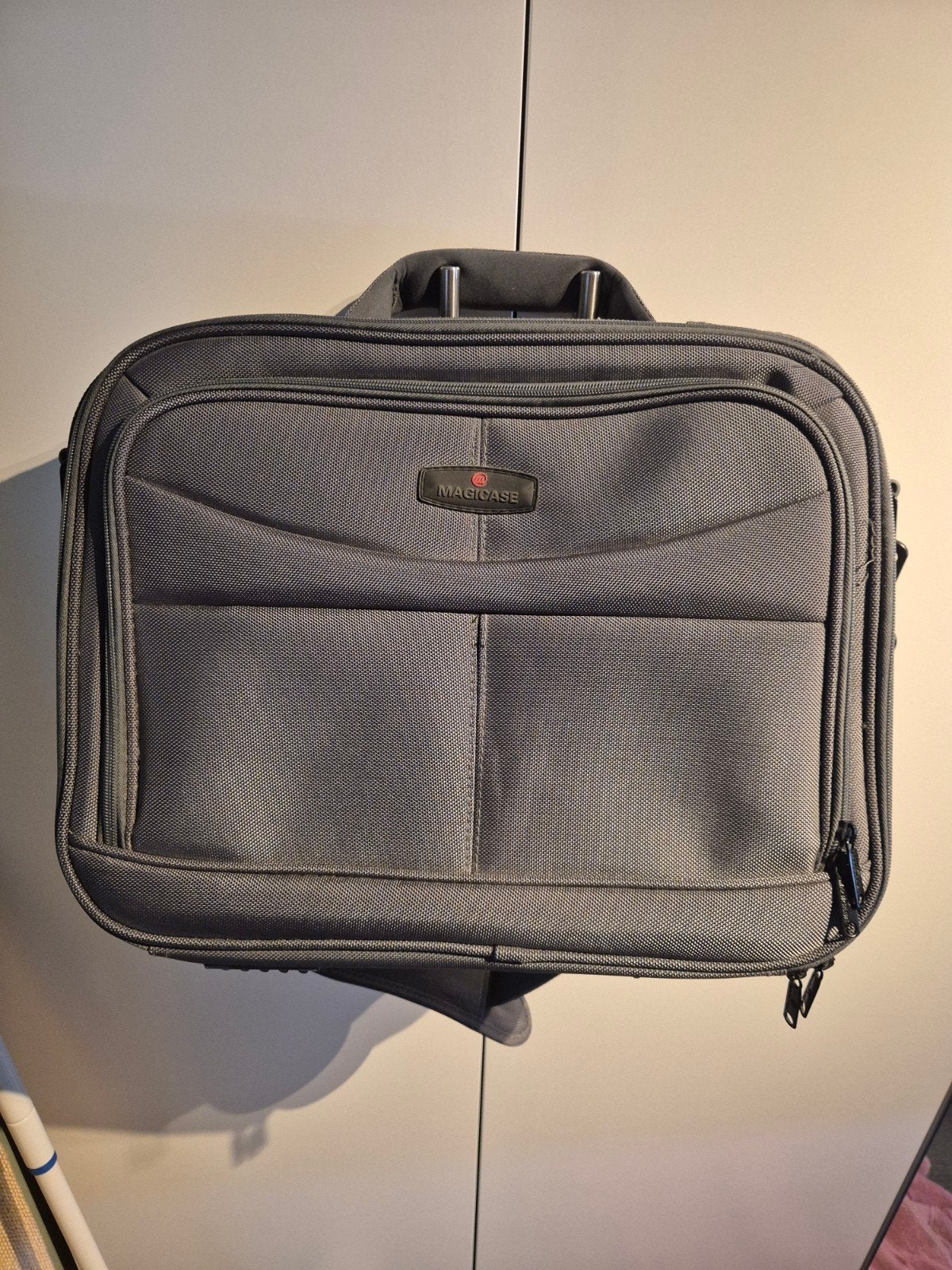 Magicase Laptoptas Grijs - 15 inch, Gebruikt, Grijs, Schoudertas, Ophalen