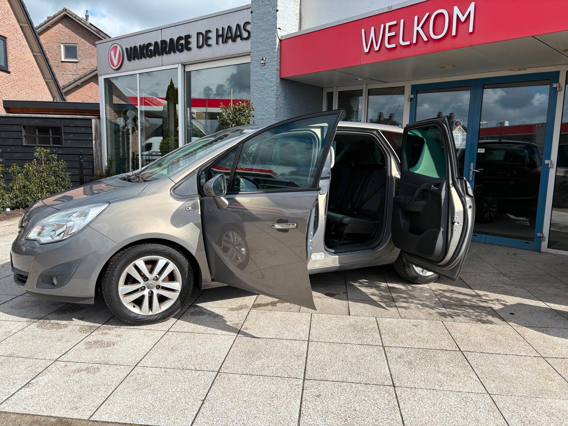Opel Meriva 1.4 Cosmo, Auto's, Voorwielaandrijving, 101 pk, Gebruikt, 4 cilinders