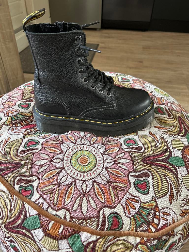 Dr. Martens Jadon Platform Boots Zwart - Zo goed als nieuw, Ophalen, Zo goed als nieuw, Zwart, Lage of Enkellaarzen