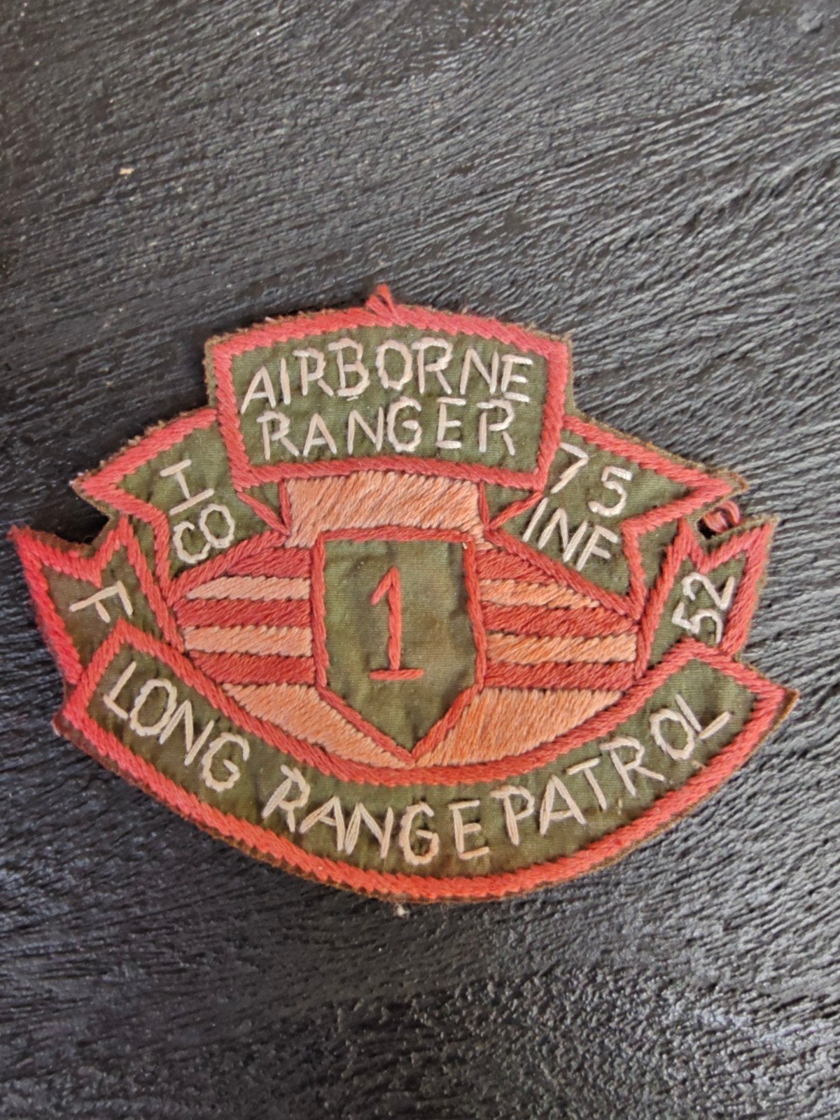 US ARMY I CO. 75TH INF F 52ND  1ST INF DIV AIRBORNE RANGER L, Verzenden, Landmacht, Amerika, Embleem of Badge
