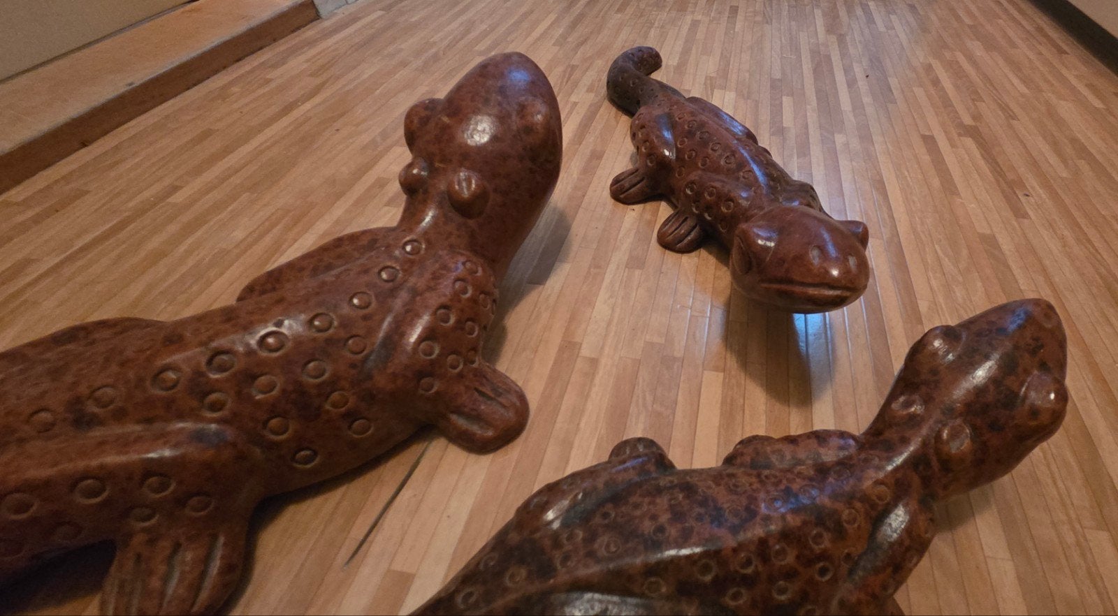 3 stenen salamander beeldjes, Verzamelen, Beelden en Beeldjes, Ophalen, Zo goed als nieuw