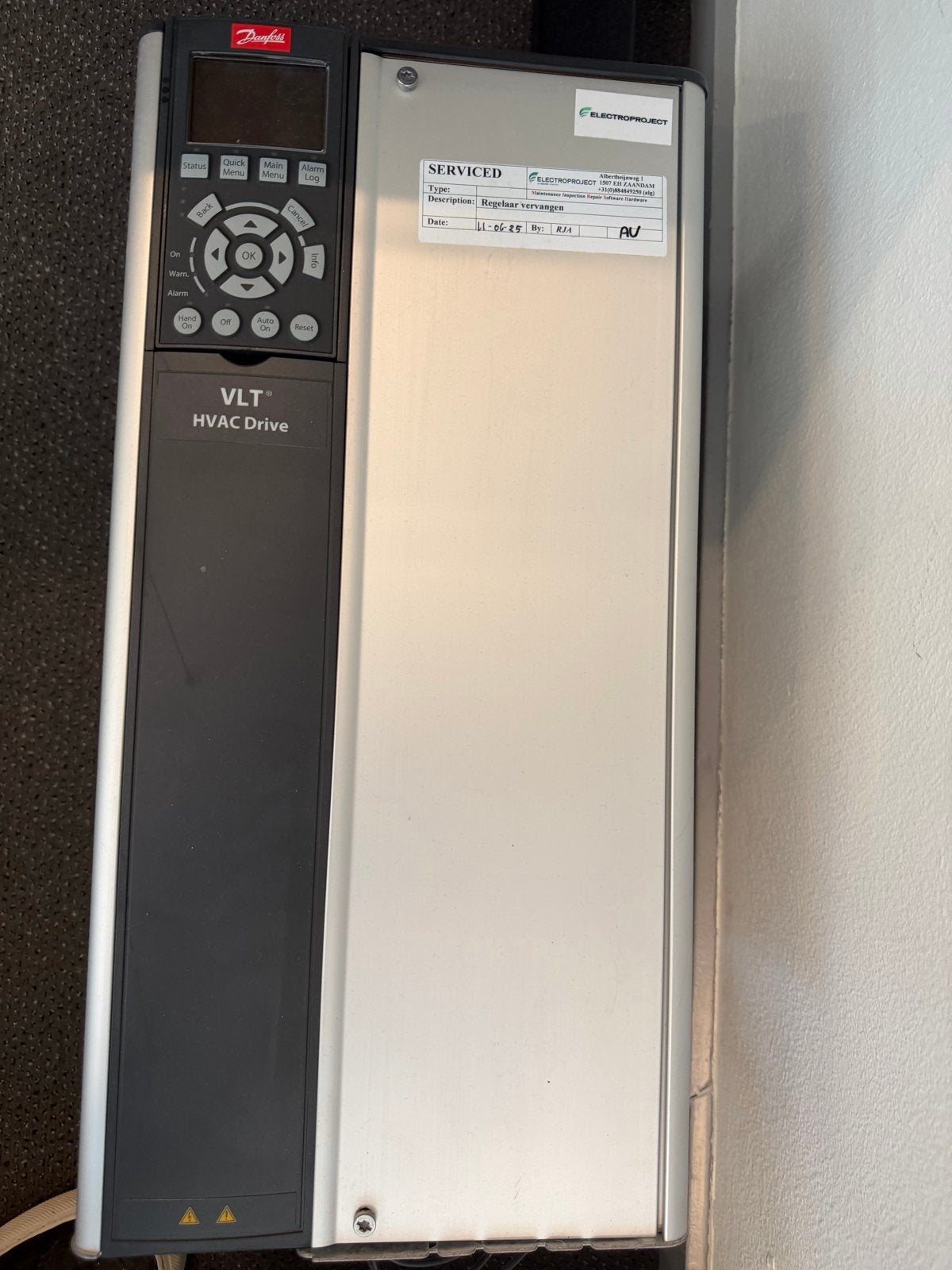 Danfoss VLT HVAC Drive FC-102P37KT4E20H1XGXXXSXXXXAXBX, Ophalen of Verzenden