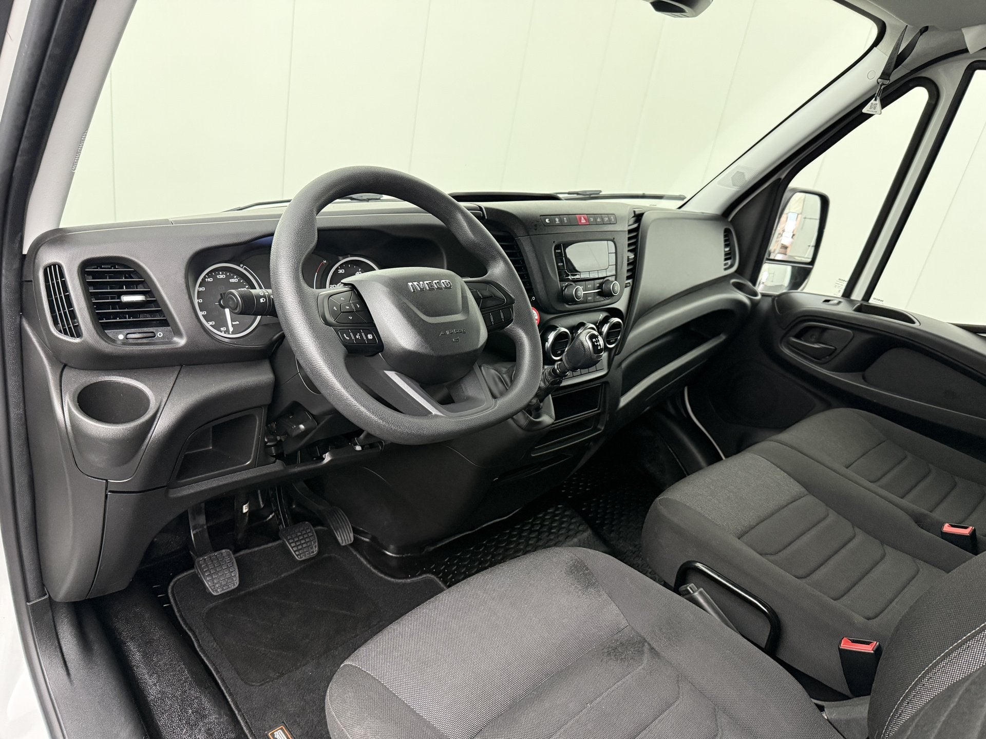 Iveco Daily 35S16 L2H2 | 3500 Kg Trekken | Airco | 3-Zits |, Gebruikt, Iveco, 2080 kg, 11 km/l