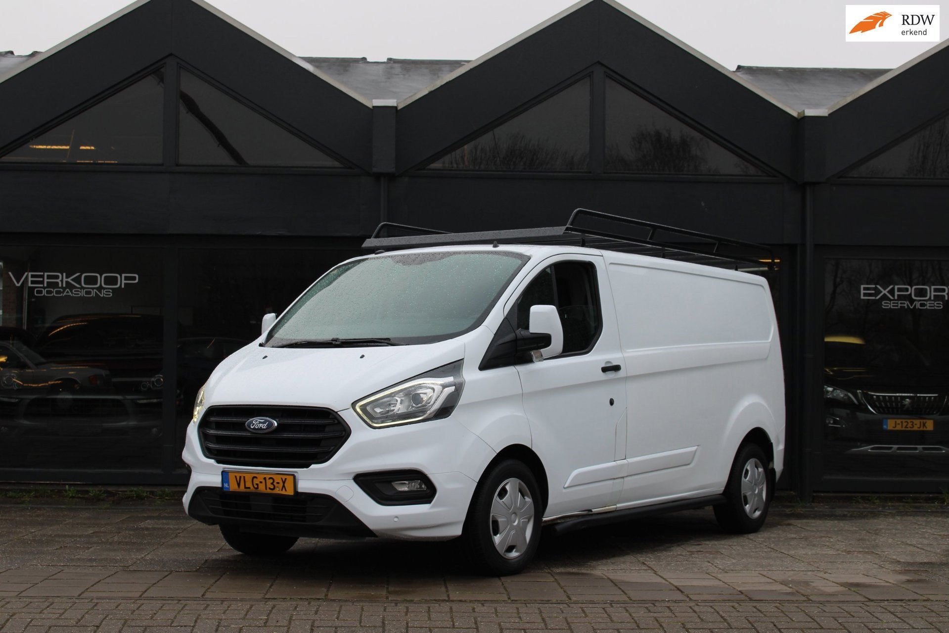 Ford Transit Custom 300 2.0 TDCI L2H1 Limited, 4 cilinders, 14 km/l, Bedrijf, Diesel