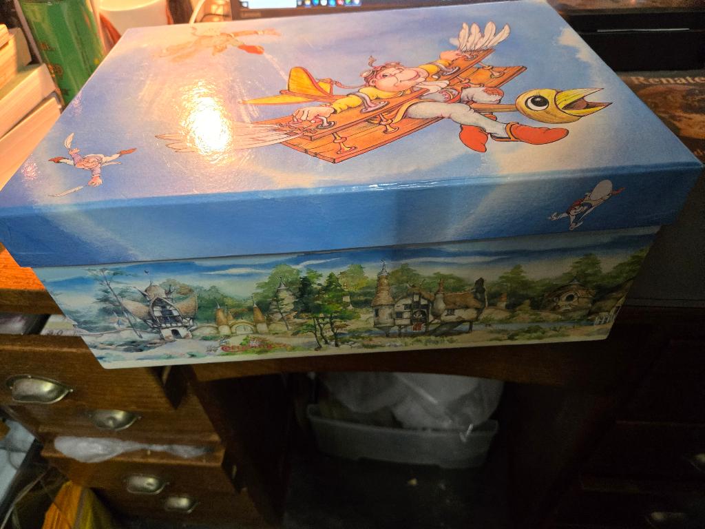 Laven doos - Decoratieve opbergdoos Laven-Efteling, Verzamelen, Efteling, Ophalen, Gebruikt, Gebruiksvoorwerp