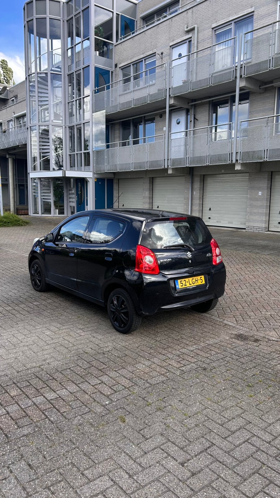 Suzuki Alto 1.0 2010 Zwart, Auto's, Voorwielaandrijving, 200 kg, 4 stoelen, Origineel Nederlands