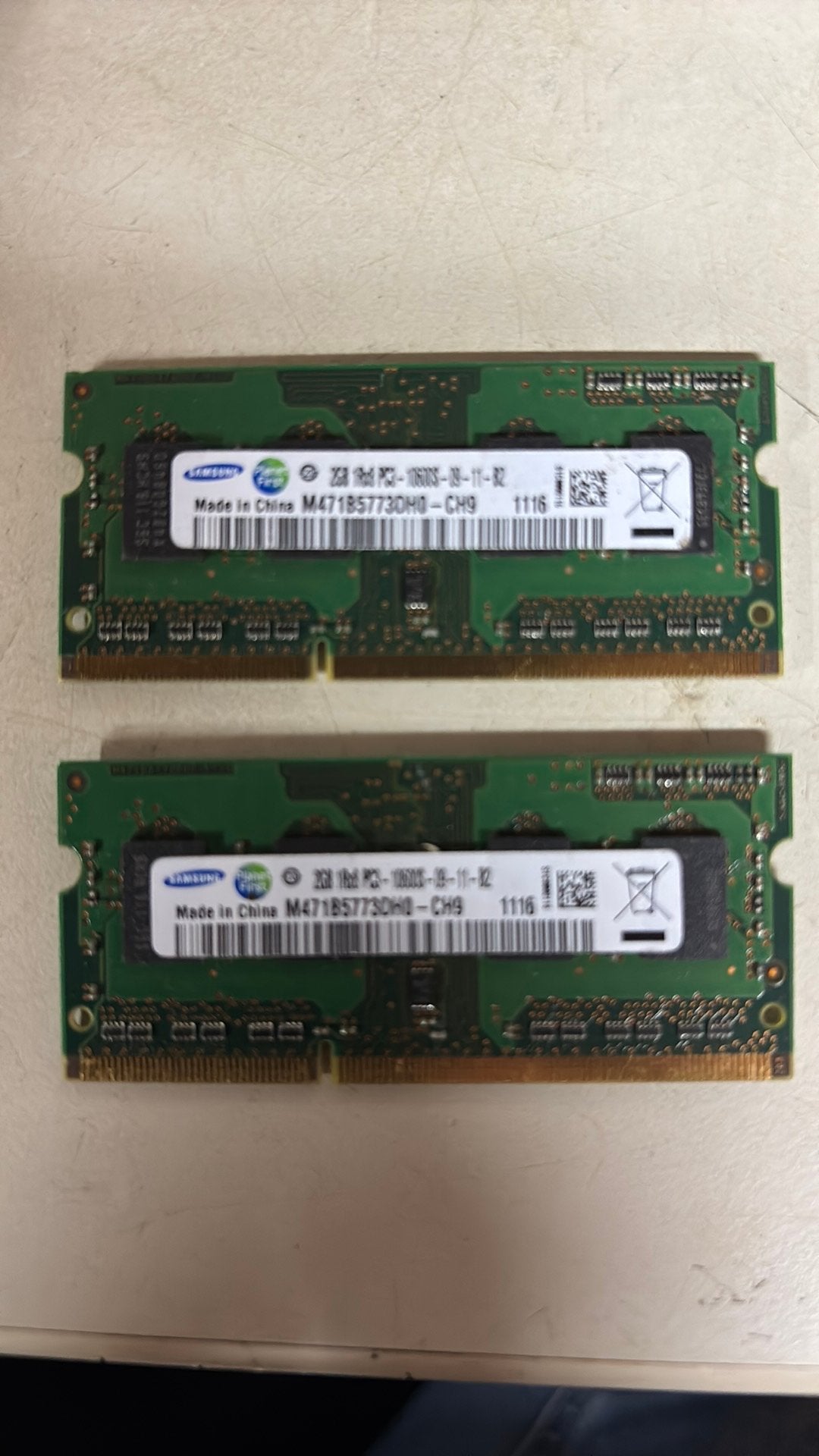Samsung 2GB 2xR8 PC3-10600S-09-11-B2 RAM, Gebruikt, DDR3, Ophalen of Verzenden, Desktop