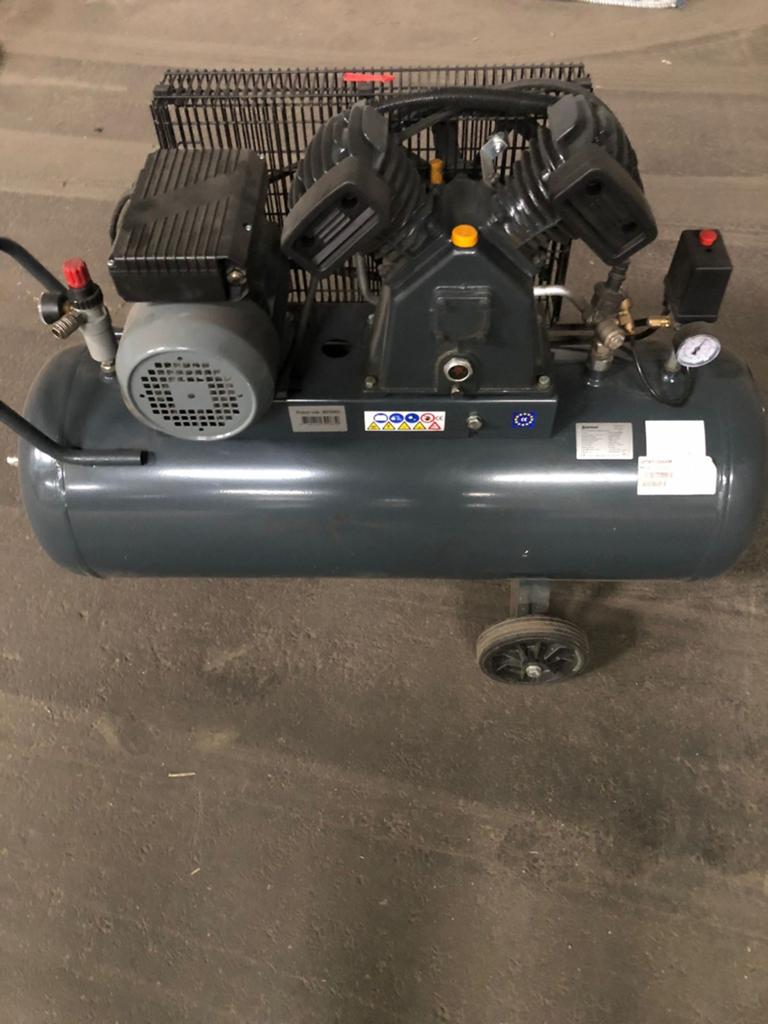 Airmac compressor zgan, Doe-het-zelf en Verbouw, Compressors, Ophalen, 6 tot 10 bar, Zo goed als nieuw, 25 tot 100 liter