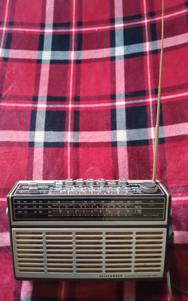 Telefunken Partner Universal 501 - Vintage Radio 1975., Audio, Tv en Foto, Ophalen of Verzenden, Gebruikt, Radio