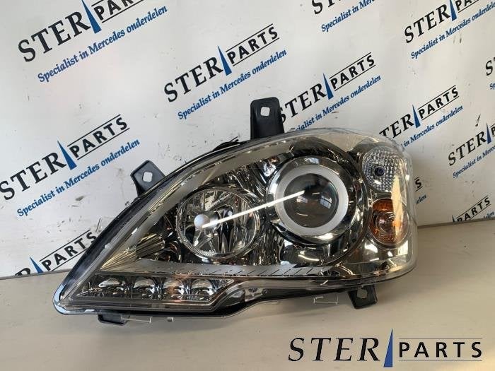 Koplamp links van een Mercedes Vito, Auto-onderdelen, 12 maanden garantie, -, Nieuw, Ophalen of Verzenden