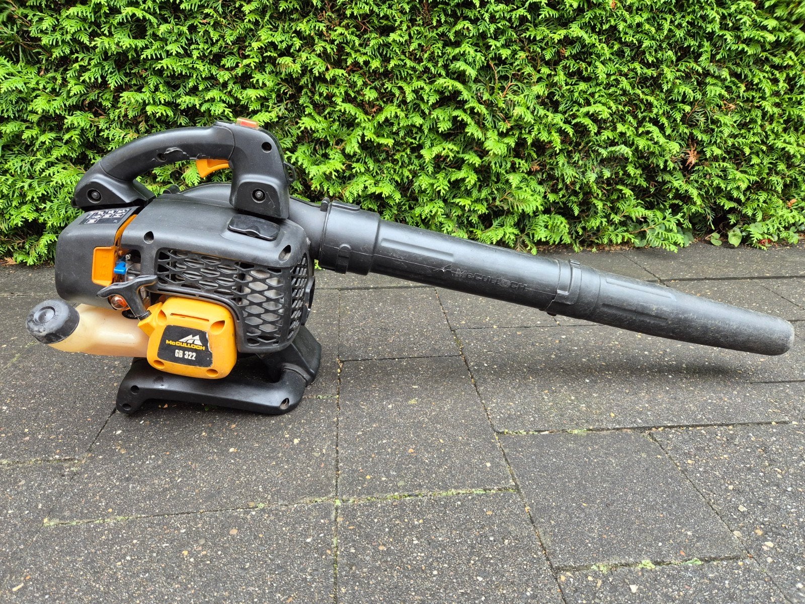 McCulloch GB 322 Bladblazer (benzine) met 3L Aspen, Tuin en Terras, Bladblazers, Ophalen, Gebruikt, Benzine