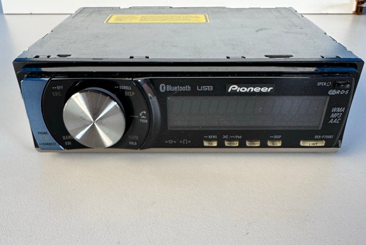 Pioneer DEH-P700BT Autoradio defect komt geen geluid, Ophalen of Verzenden, Zo goed als nieuw