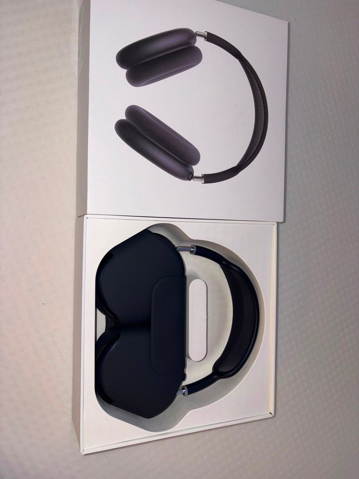 Airpods max, Ophalen of Verzenden, Zo goed als nieuw