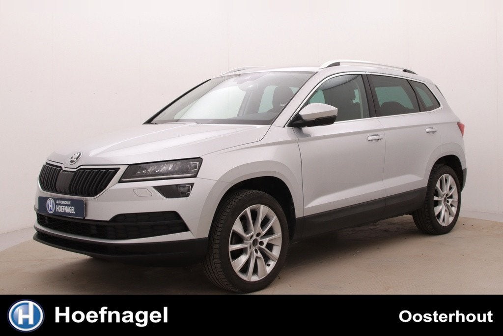Skoda Karoq 1.5 TSI ACT Style | Adaptive cruise | Stoelverwa, Auto's, Skoda, Voorwielaandrijving, Stof, Zwart, 4 cilinders