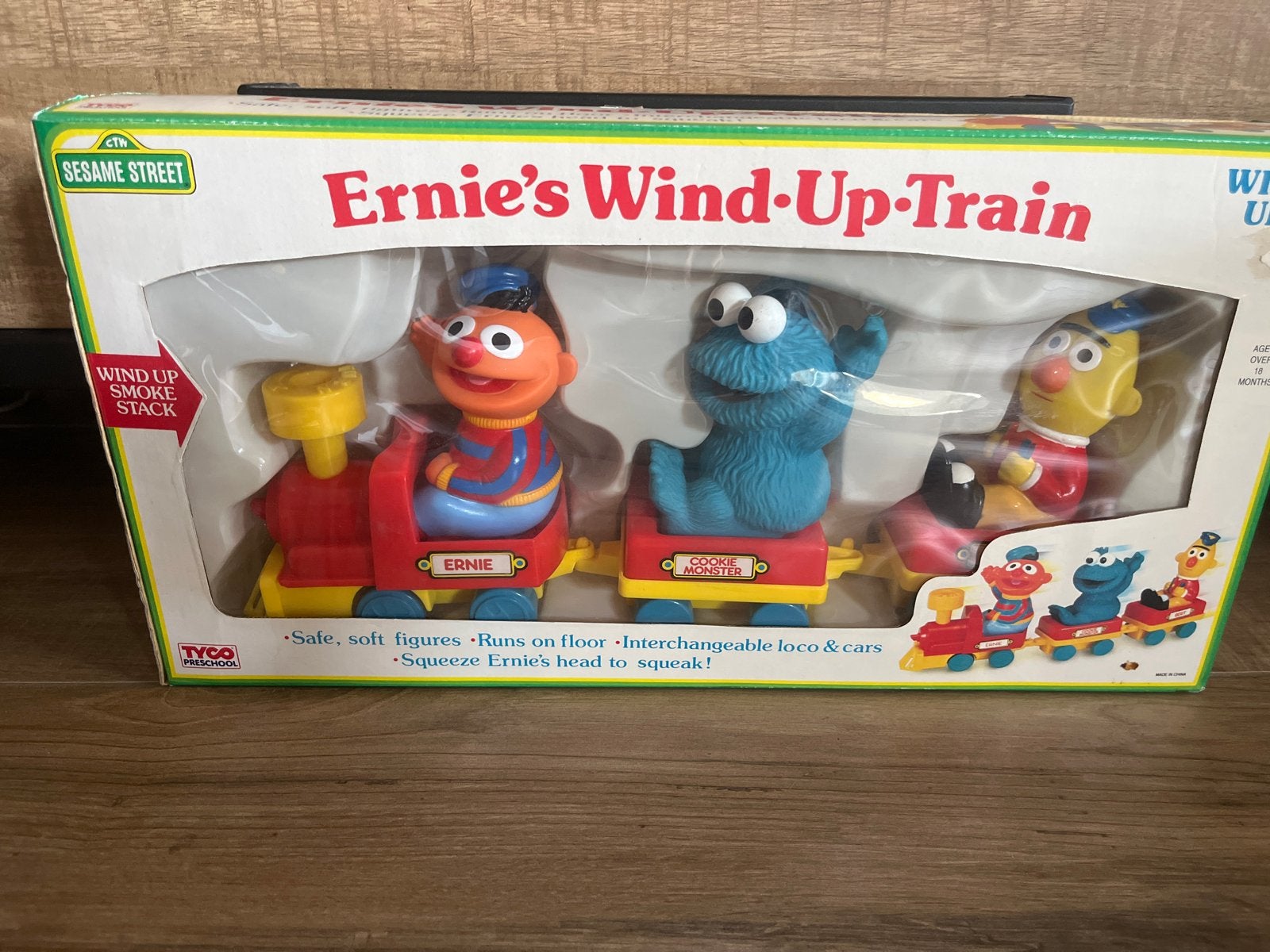Ernie's Wind-Up Train Sesamstraat Speelgoed originele doos, Kinderen en Baby's, Ophalen of Verzenden, Zo goed als nieuw