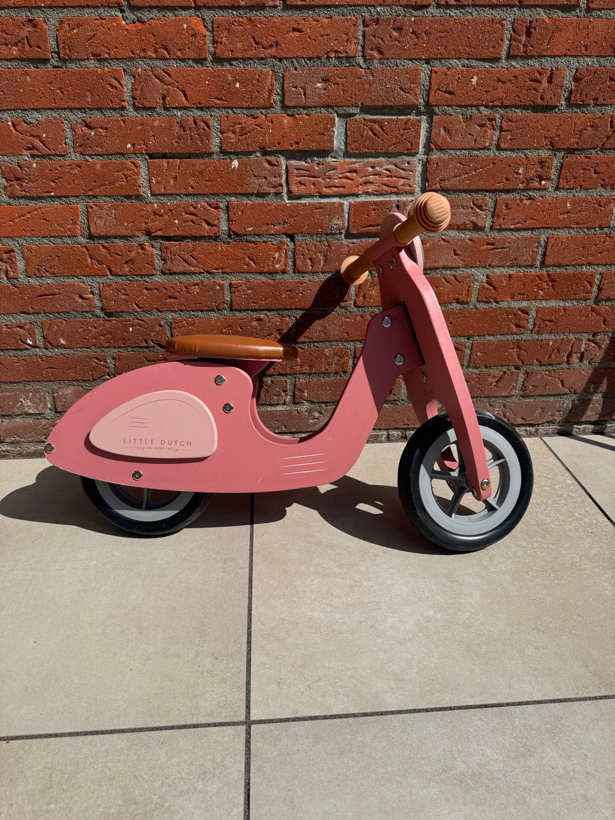 Little Dutch loopscooter roze, Ophalen, Zo goed als nieuw, Loopfiets