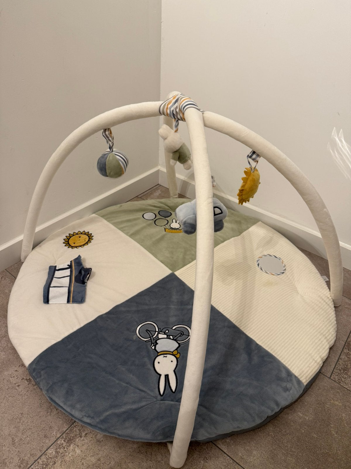 Nijntje speelkleed met boog, Ophalen, Zo goed als nieuw, Overige typen