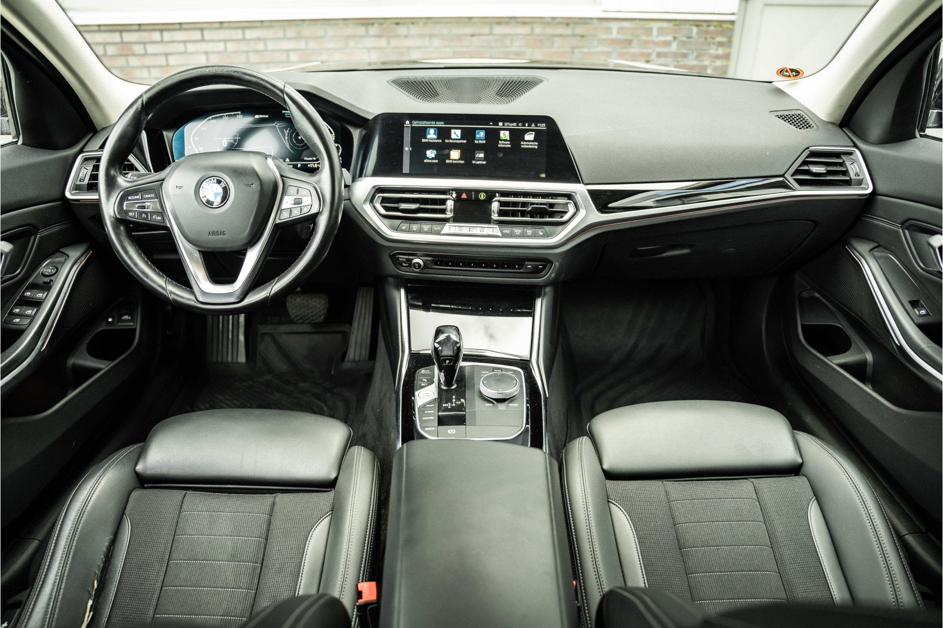 BMW 3 Serie Touring 330e High Executive (bj 2020, automaat), Auto's, 1998 cc, Achterwielaandrijving, Gebruikt, 4 cilinders
