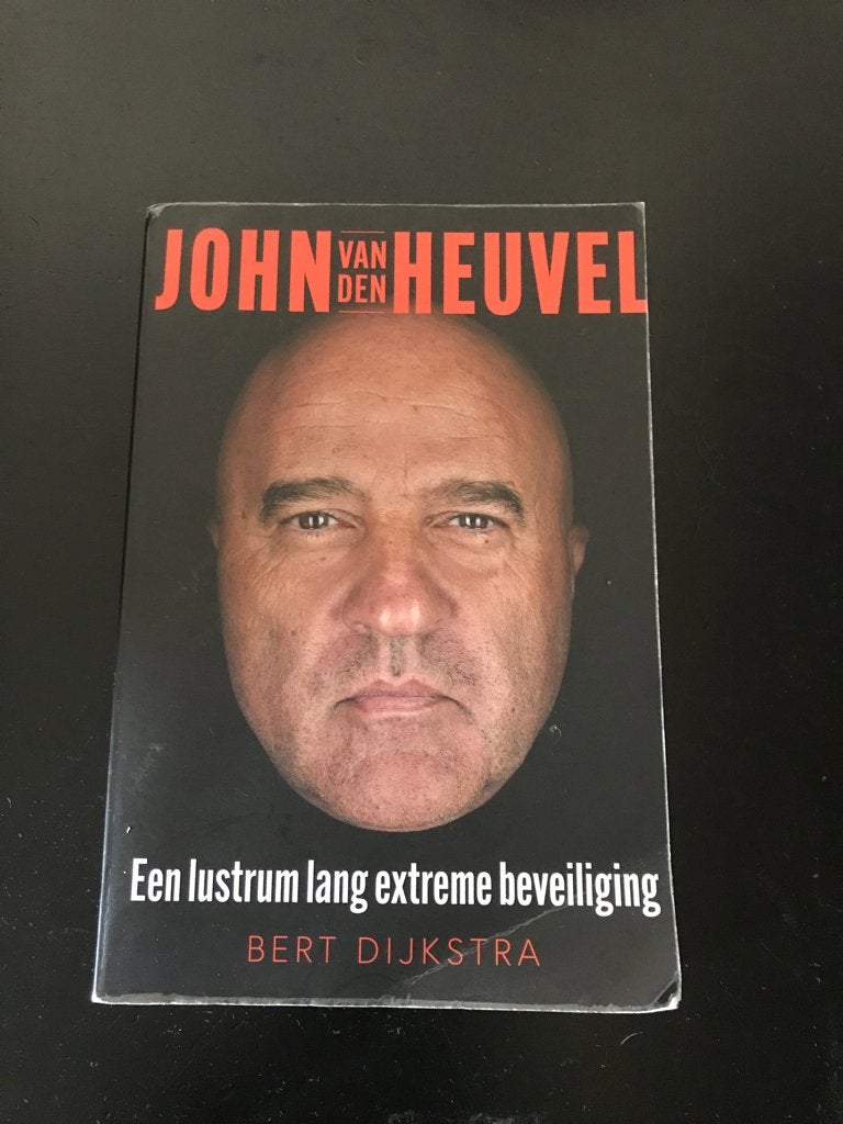 John van den Heuvel: Een lustrum lang extreme beveiliging, Boeken, Bert Dijkstra, Overige, Ophalen of Verzenden, Zo goed als nieuw