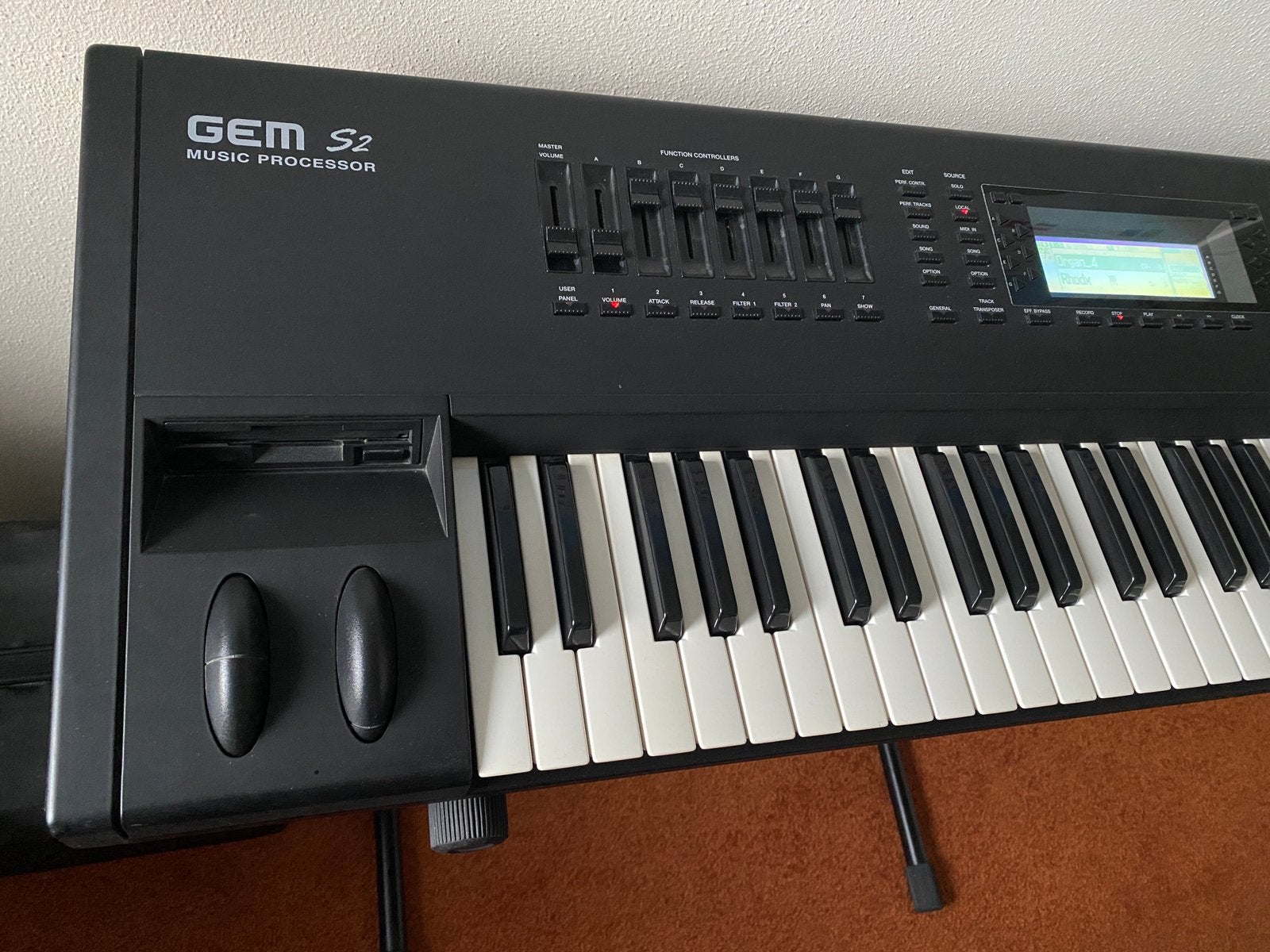 Gem S2 Generalmusic, Ophalen, Zo goed als nieuw, 61 toetsen, Gem