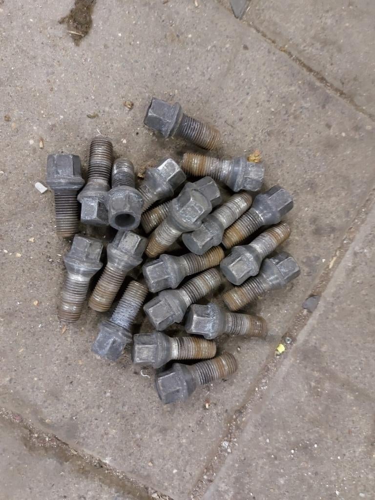Set wielbouten VW Bora 2000, Auto diversen, Overige Auto diversen, Ophalen of Verzenden