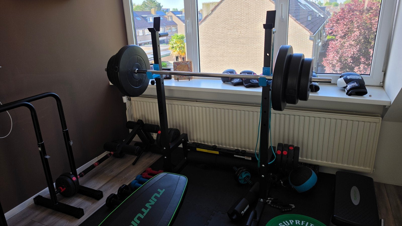 Squat Rack met halterstang en schijven, Ophalen, Zo goed als nieuw, Rug, Fitnessbank