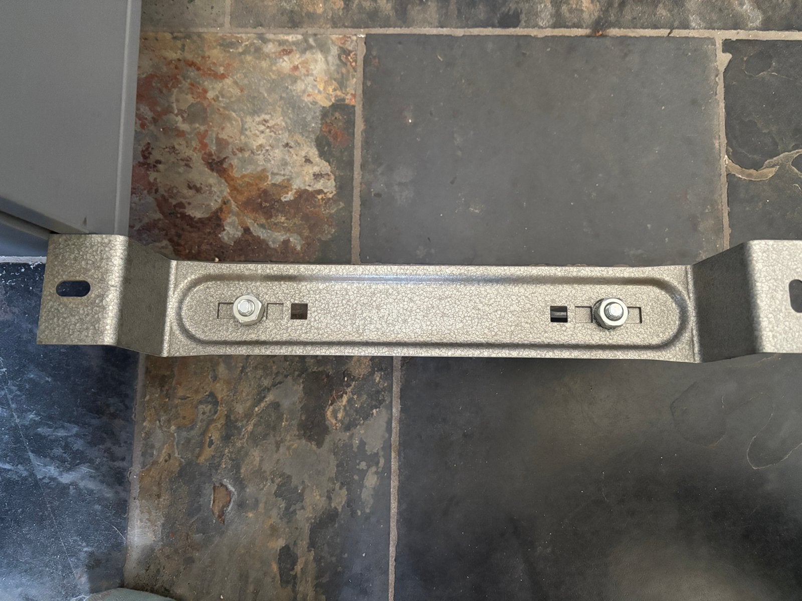 Ophangbeugel voor gasmeter, Ophalen, Zo goed als nieuw