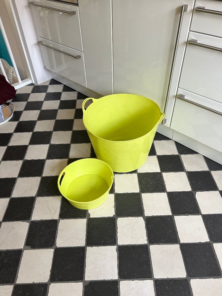Wasmand en knijpers bak  kunststof nieuw, Minder dan 10 liter, Ophalen, Nieuw, Kunststof