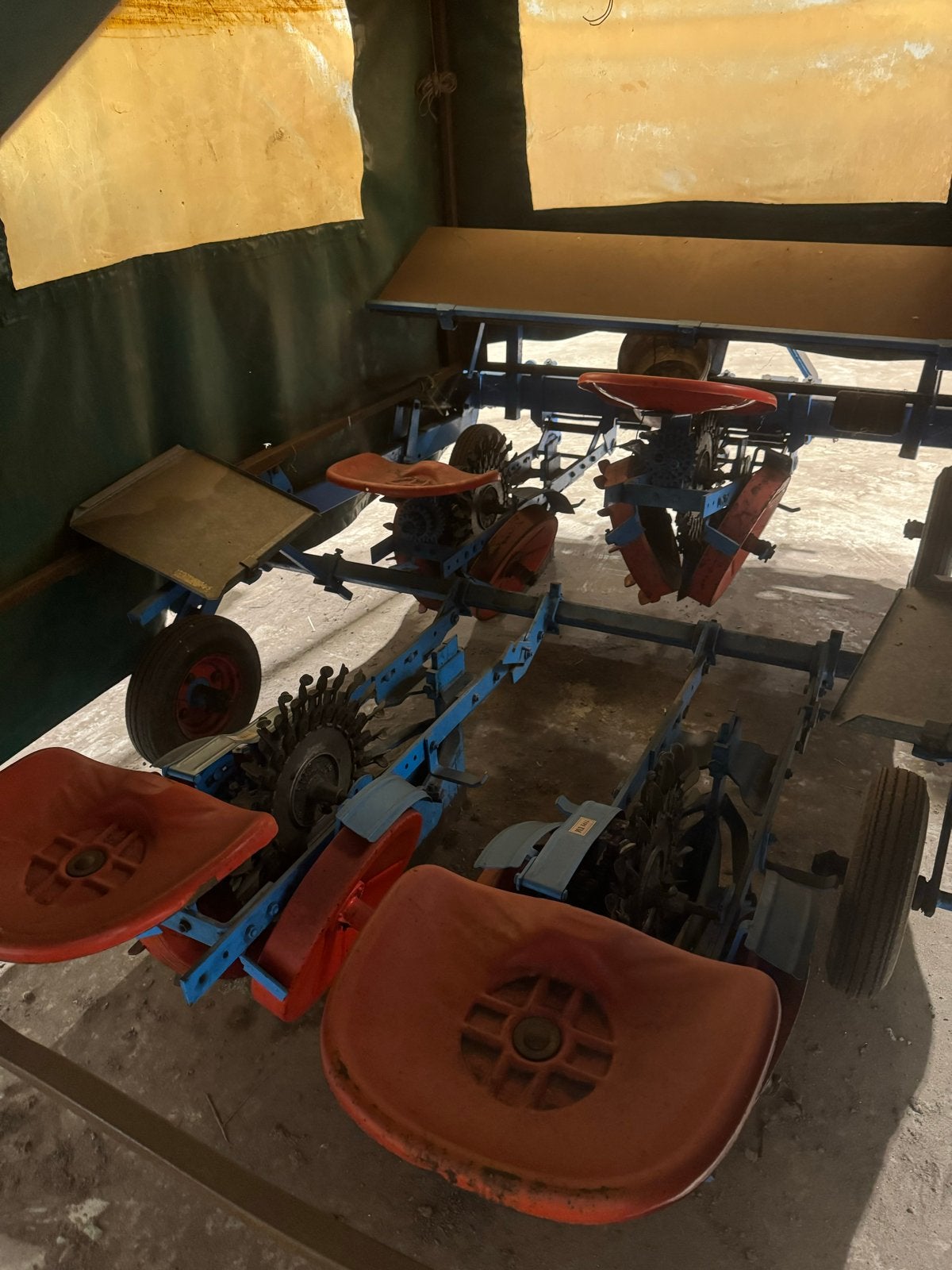 Super prefer plantmachine 4-rijig met afdekzeil, Zakelijke goederen, Agrarisch | Werktuigen, Akkerbouw, Aardappeltechniek, Ophalen of Verzenden