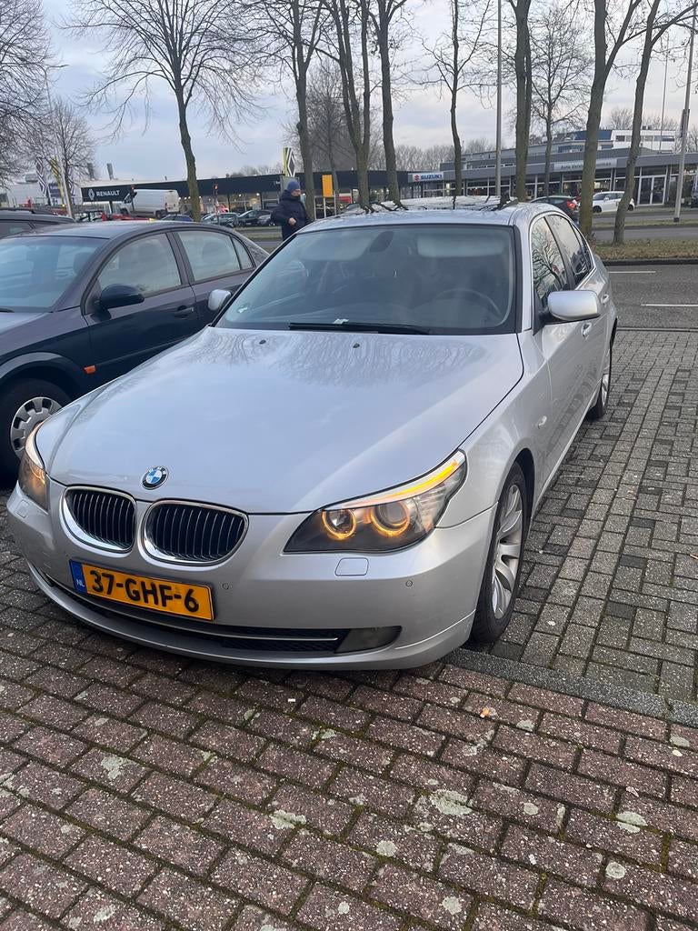BMW 5-Serie 2.5 I 523 AUT 2007 Grijs youngtimer, Auto's, BMW, 5-Serie, Benzine, B, Sedan, Automaat, Geïmporteerd, Zilver of Grijs