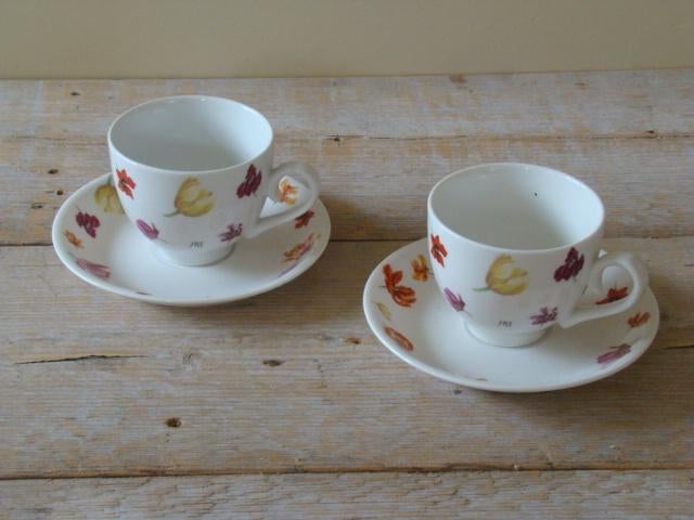 Servies, Janneke Brinkman TULIPS, zo goed als nieuw, Overige typen, Ophalen of Verzenden, Zo goed als nieuw, Overige stijlen