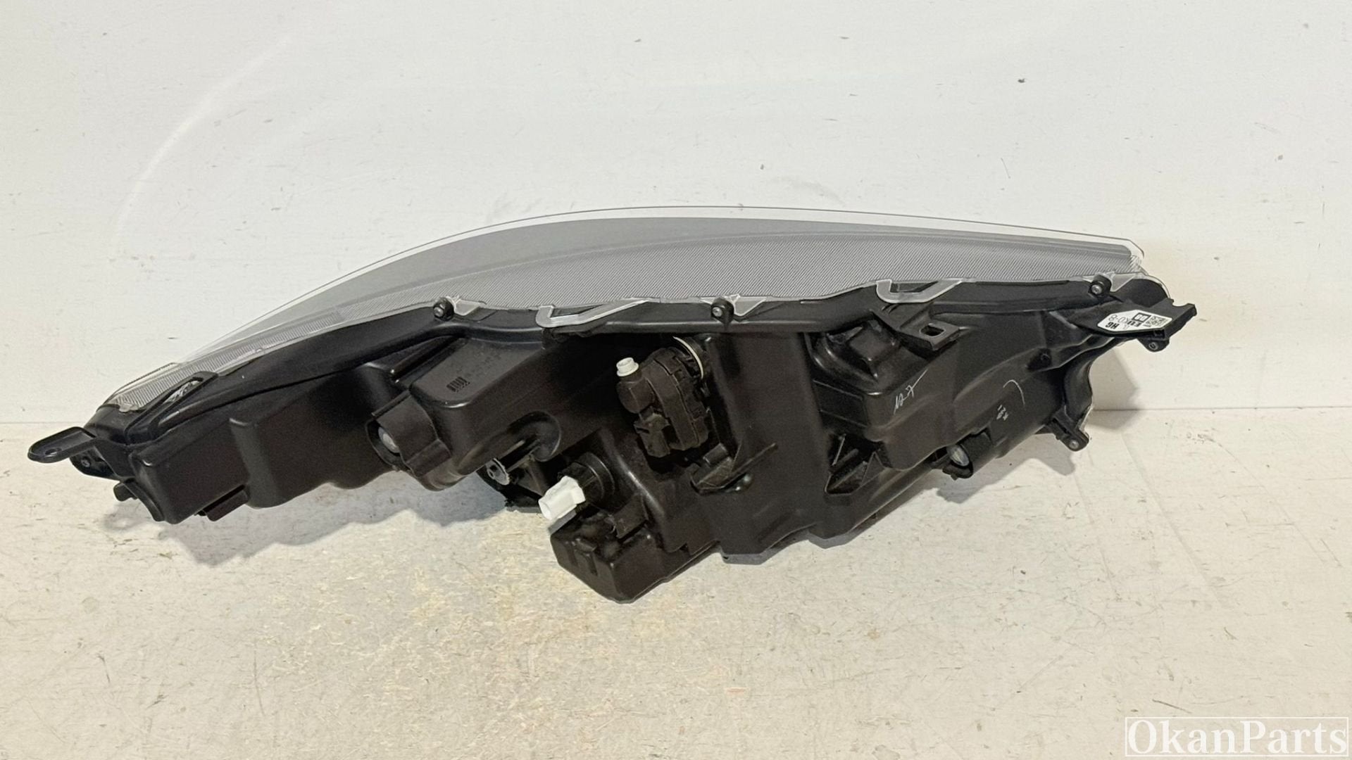 Toyota Yaris IV XP210 LED linker koplamp links, Info@fabrikant.eu, Fabrikantstraat 1
1000 AA  Amsterdam, NL, Ophalen of Verzenden