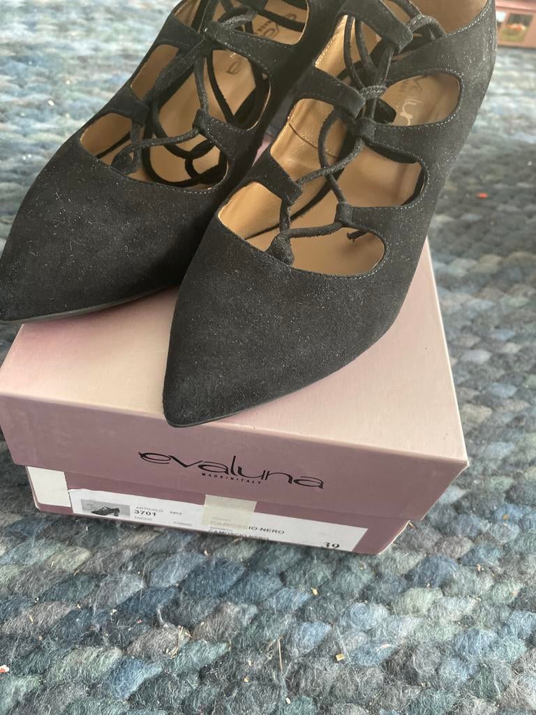 Evaluna Zwarte Suède Veterschoenen Maat 39, Kleding | Dames, Schoenen, Ophalen, Zo goed als nieuw, Zwart, Schoenen met hoge hakken