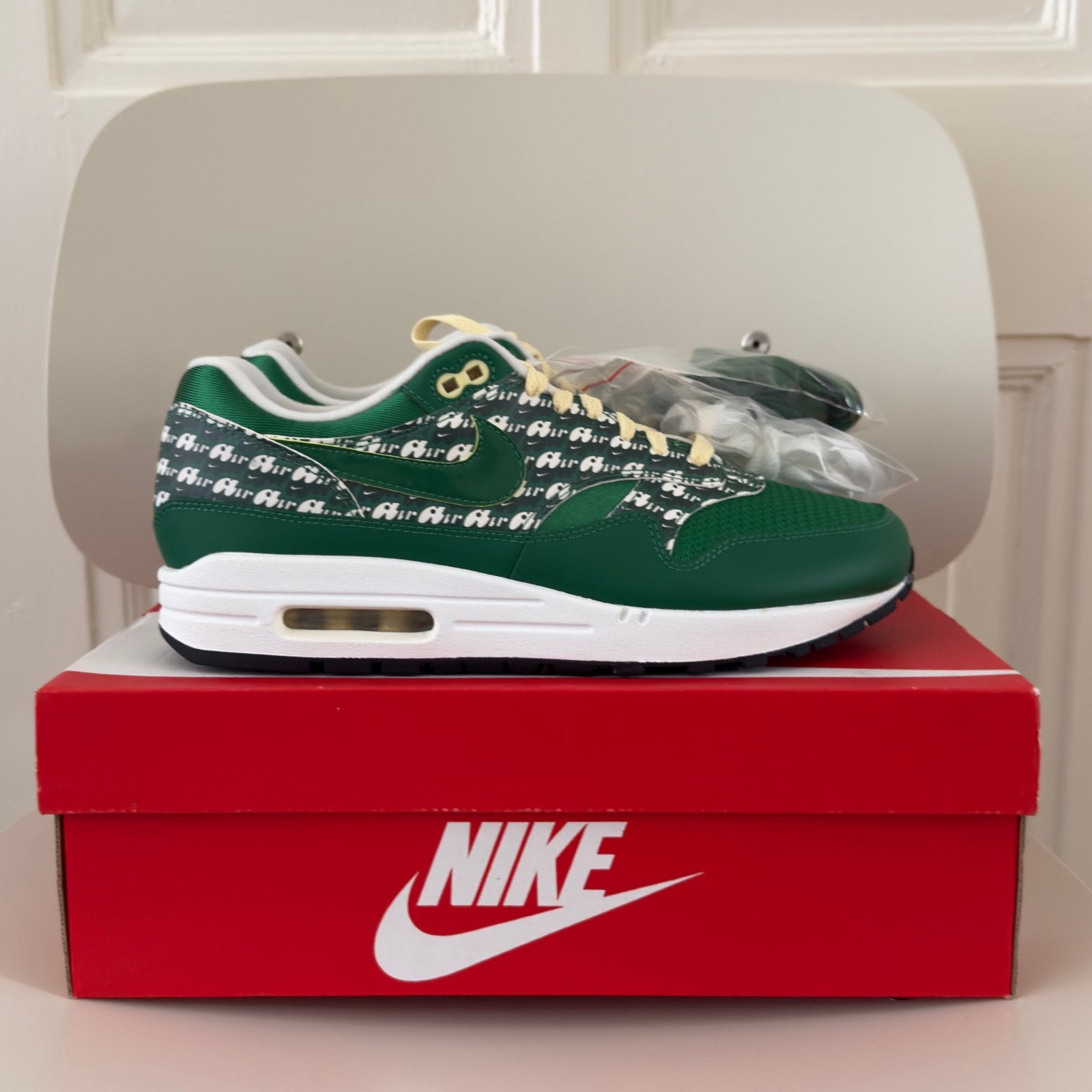 Nike Air Max 1 Limeade (2020) | EU 42, Kleding | Heren, Overige kleuren, Nieuw, Ophalen of Verzenden, Sneakers of Gympen