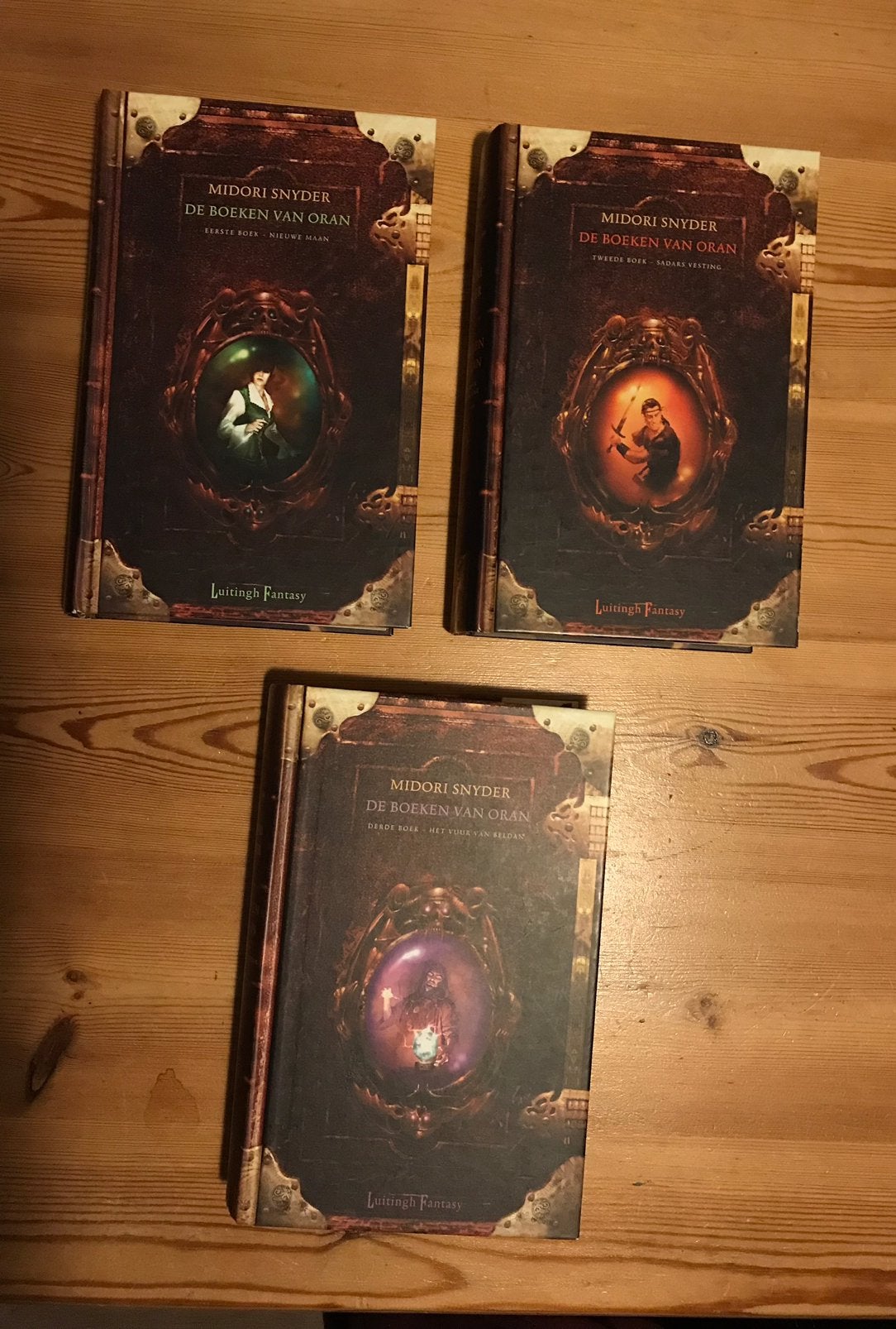 De boeken van Oran Midori Snyder, 3 delen, Boeken, Ophalen of Verzenden, Gelezen, M. Snyder