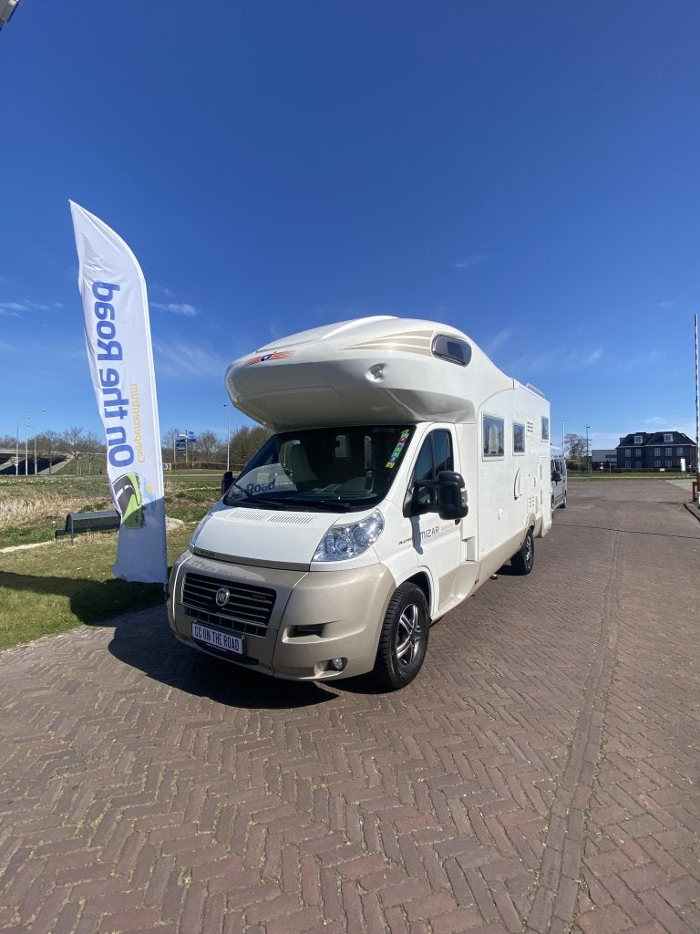 CI Mizar Garage Living 3.0 MultiJet 180 PK, Alkoof, Dwars-be, Caravans en Kamperen, Campers, Overige merken, Alkoof, Fiat, Overige brandstoffen