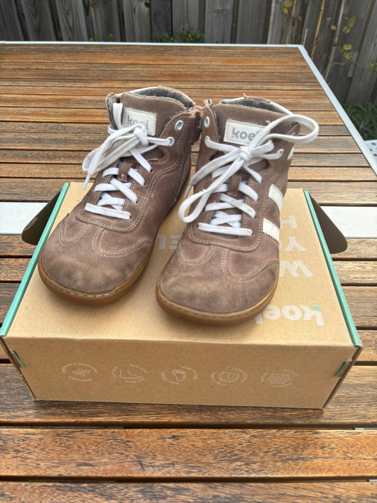 Barefoot KOEL roze maat 32- hoge veterschoen, Ophalen, Gebruikt, Meisje, Schoenen