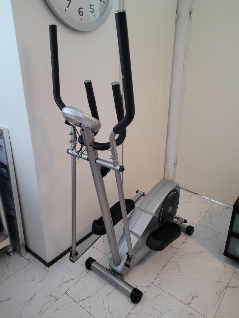 Crosstrainer te koop €40,00, Ophalen, Gebruikt, Crosstrainer