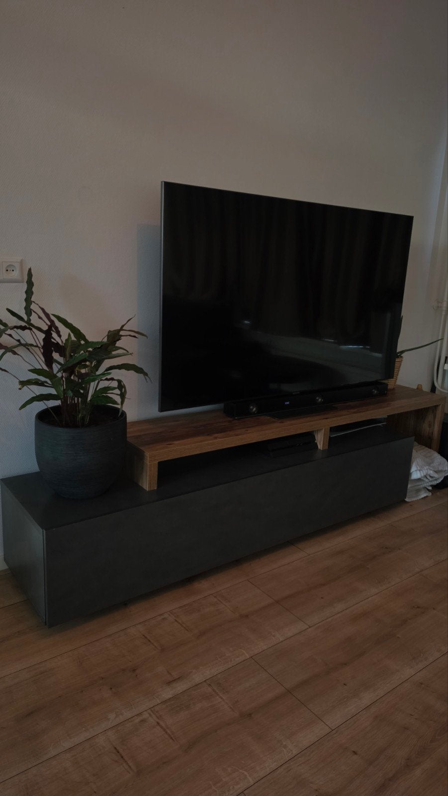 TV Meubel, Ophalen, Zo goed als nieuw, 200 cm of meer, Minder dan 100 cm