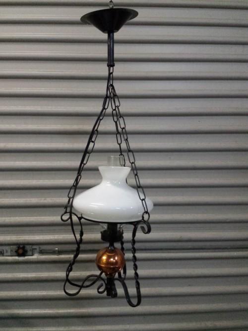 Hanglamp, olielamp elektrisch metaal met koperen bol en witt, Ophalen of Verzenden, 'T Olde Gre-j, Info@toldegrej.nl, Endepoelstraat 20f Didam