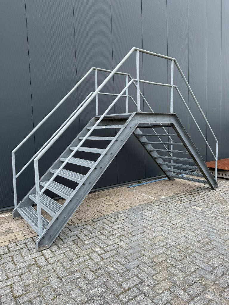 Gegalvaniseerde overbruggingstrap | oversteekbordes 175 cm H, Ophalen, Gebruikt, Trap, Minder dan 2 meter