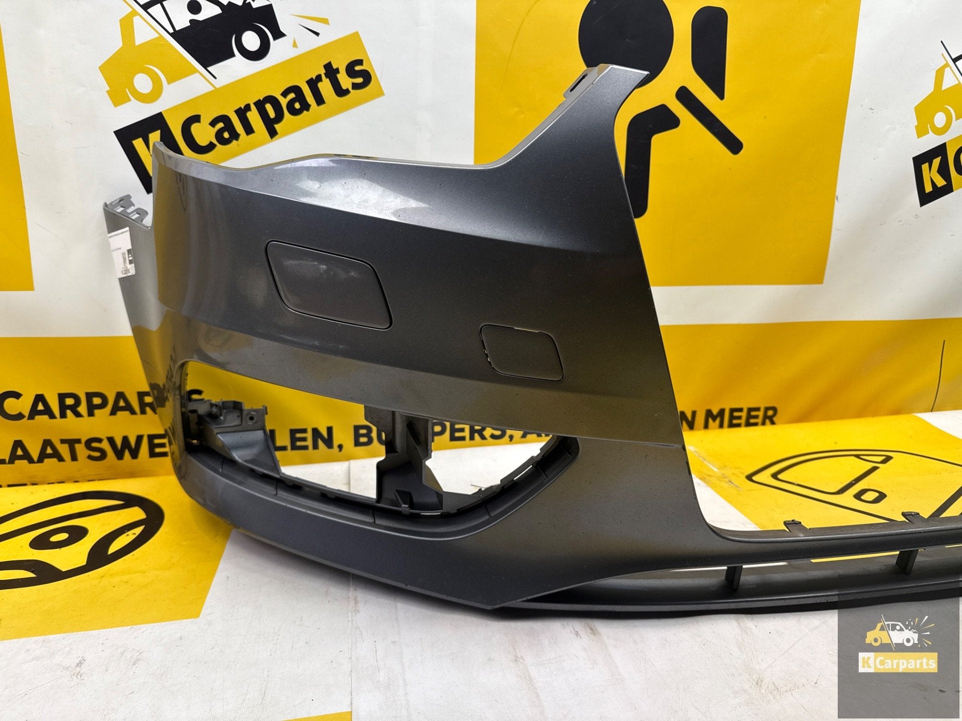Audi A3 8V voorbumper Sportback KLS bumper 8V3807437, Auto-onderdelen, Gebruikt, Voor, AUDI AG, Auto-Union-Strasse 1
85045  Ingolstadt, DE
