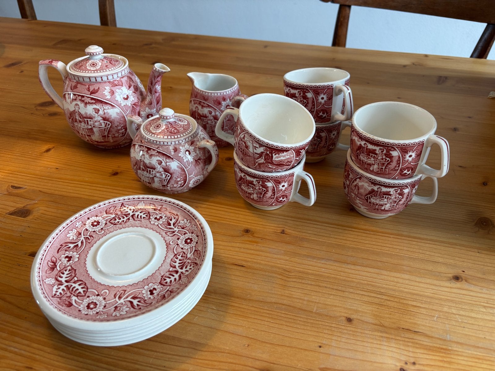 Societe Ceramique en Boch Tea Drinker theeservies, Ophalen