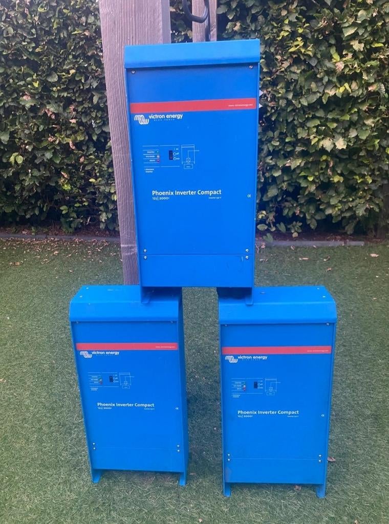 Victron Phoenix 12v 2000va zuivere sinusomvormer, Ophalen of Verzenden