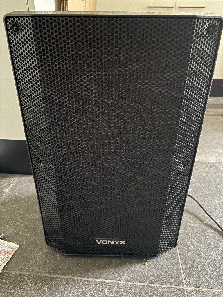 Party speaker Vonyx 800W VSA500-BP met bluetooth en batterij