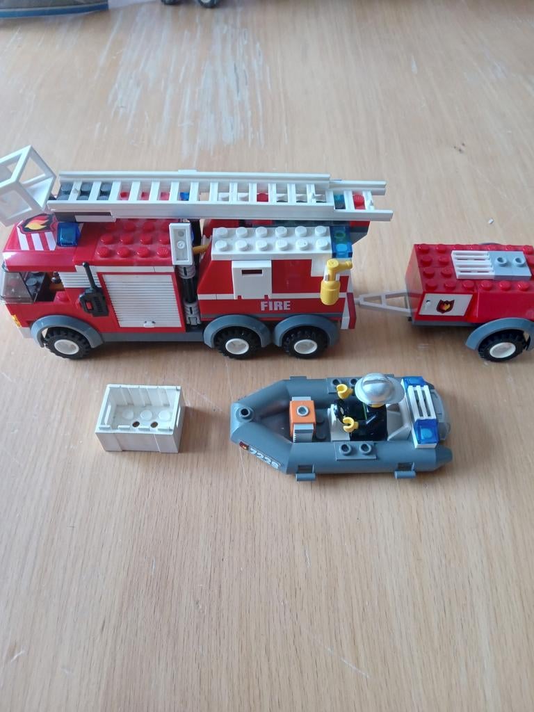 LEGO City 7239 brandweer ladderwagen, Compleet, Lego, Ophalen of Verzenden, Complete set