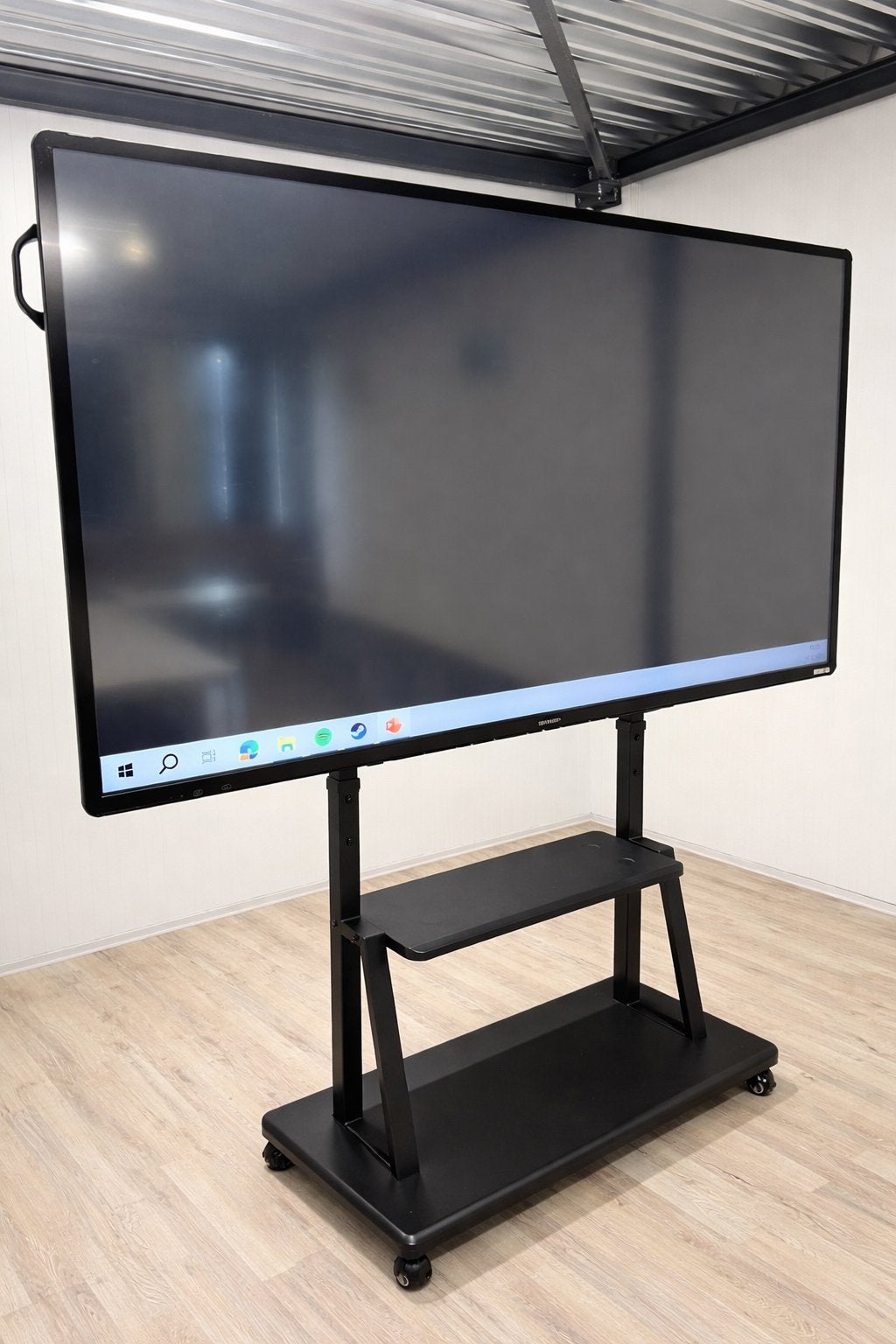 Sharp TV Monitor op Verrijdbare Standaard - Ideaal voor Pres, Audio, Tv en Foto, Ophalen, LED, Nieuw, 120 Hz
