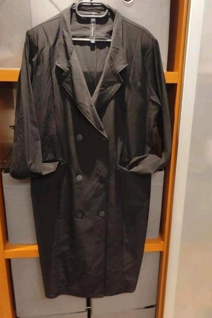 Je m'appelle travelstof 44 zwart, Kleding | Dames, Jurken, Ophalen of Verzenden, Zo goed als nieuw, Maat 42/44 (L), Zwart