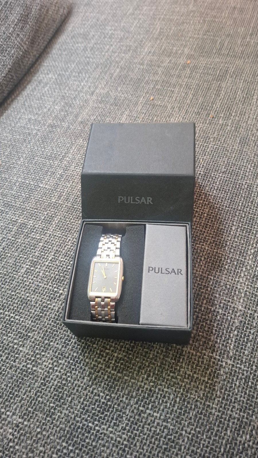 Stijlvol Seiko Polshorloge - Tweekleurig met Datum, Sieraden, Tassen en Uiterlijk, Horloges | Heren, Ophalen of Verzenden, Zo goed als nieuw