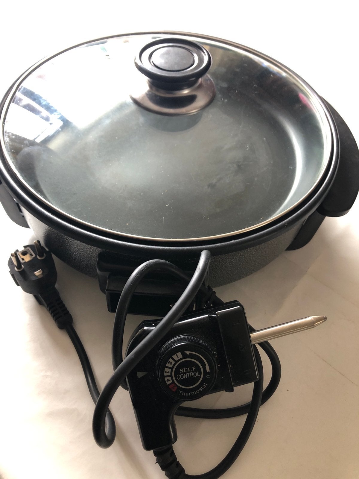 Elektrische pan met deksel en thermostaat, 2 tot 3 liter, Ophalen, Gebruikt, Uitneembare binnenpan